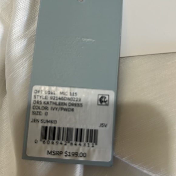 NWT Antonio Melani x Jennifer Sumko Kathleen Cut-Out Tie Neck Puff Sleeve Dress - Picture 15 of 15